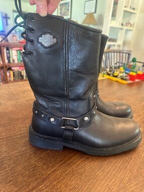 The Harley-Davidson boots 8